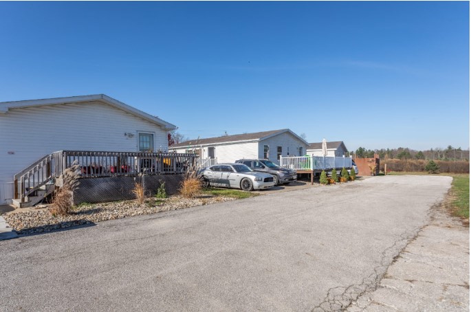 Jacques Mobile Home Park | 12860 Mayfield Rd, Chardon, OH 44024, USA | Phone: (440) 214-9579
