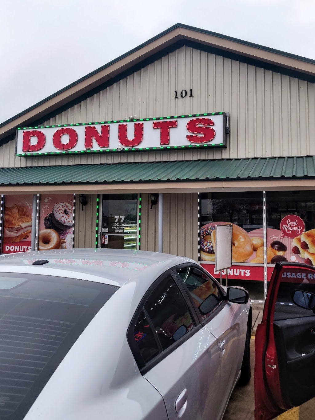 77 Donuts | 101 Becky Ln, Waxahachie, TX 75165, USA | Phone: (972) 576-0997