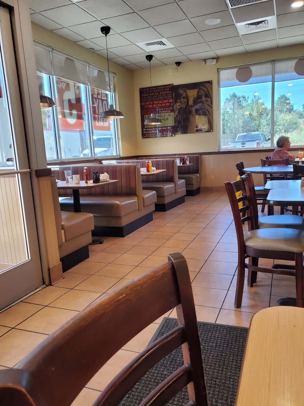 Huddle House | 405 Warrior Jasper Rd, Warrior, AL 35180, USA | Phone: (205) 647-9980