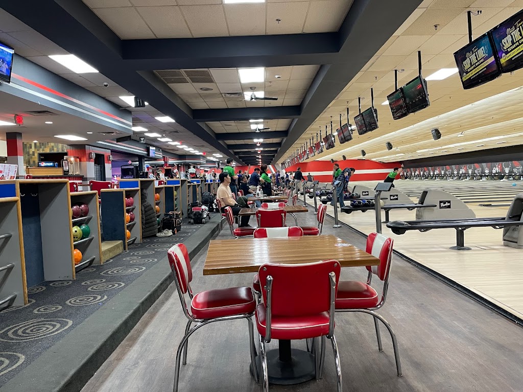 Bowlero East Meadow | 1840 Front St, East Meadow, NY 11554, USA | Phone: (516) 794-1111