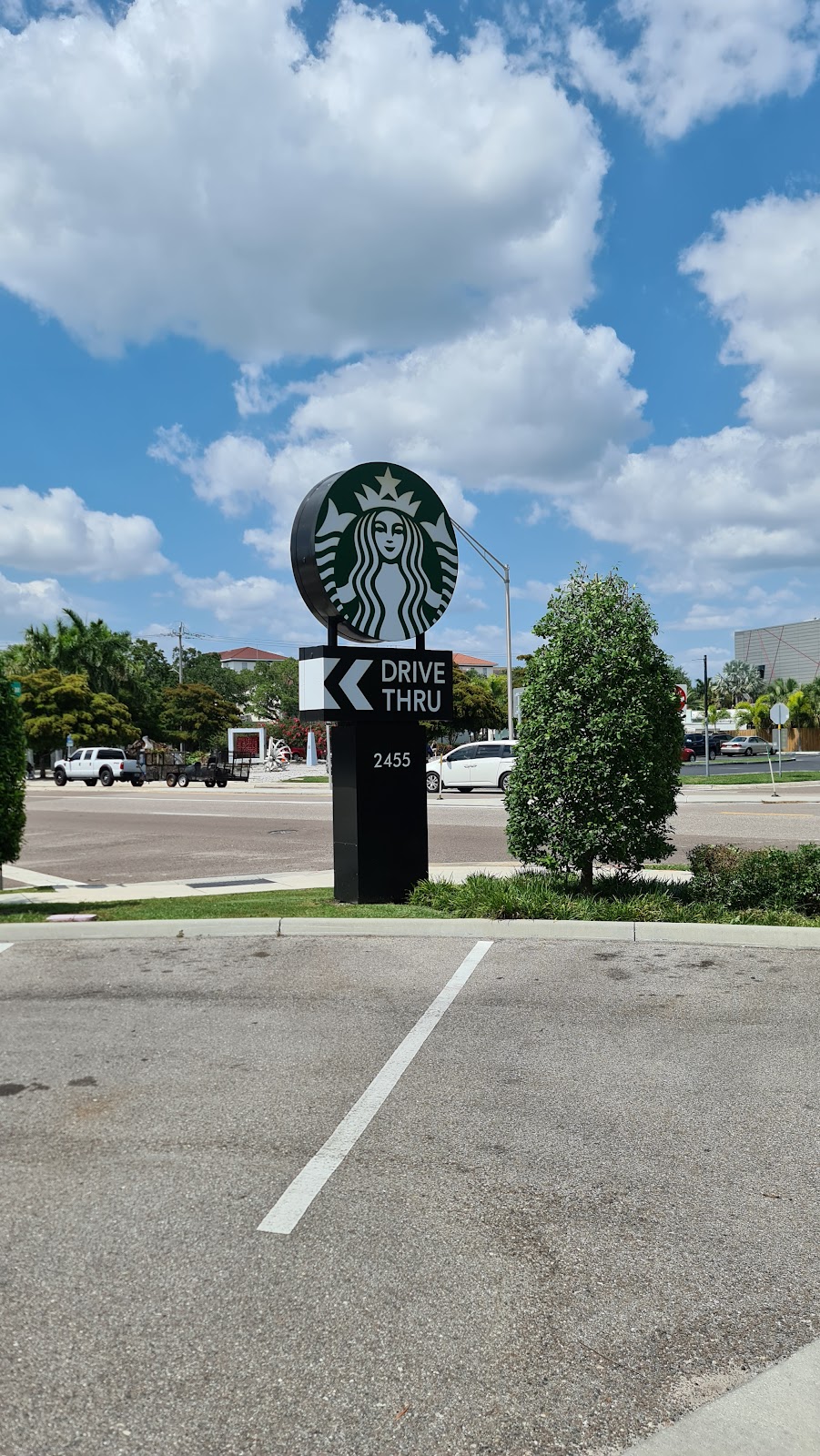 Starbucks | 2455 N Tamiami Trail, Sarasota, FL 34234, USA | Phone: (941) 343-7764