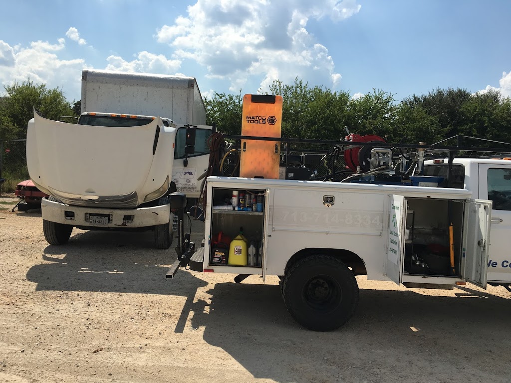 Clean green diesel machine Truck Service | 8436 Gardner Rd, San Antonio, TX 78263, USA | Phone: (210) 867-4064