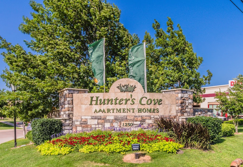 Hunters Cove | 1250 US-287 BYP, Waxahachie, TX 75165, USA | Phone: (972) 299-3759
