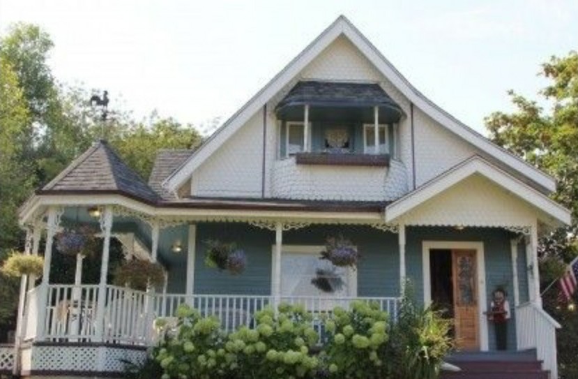 Tayberry Cottage Bed and Breakfast | 2718 9th Ave SW, Puyallup, WA 98371, USA | Phone: (206) 941-7322
