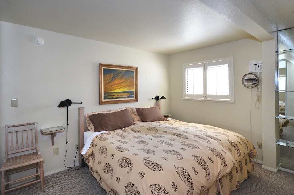 Villa Vista | 22800 E Cliff Dr, Santa Cruz, CA 95062, USA | Phone: (408) 915-1213