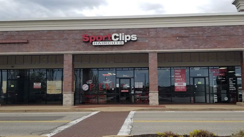 Sport Clips Haircuts of Chesterfield Commons | 202 THF Blvd, Chesterfield, MO 63005, USA | Phone: (636) 532-5060