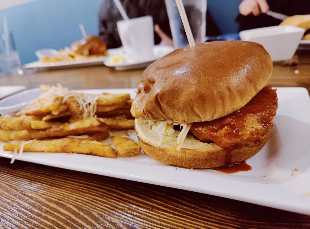 Two60 Kitchen + Bar | 260 Pittman Rd, Fairfield, CA 94534, USA | Phone: (707) 759-2463