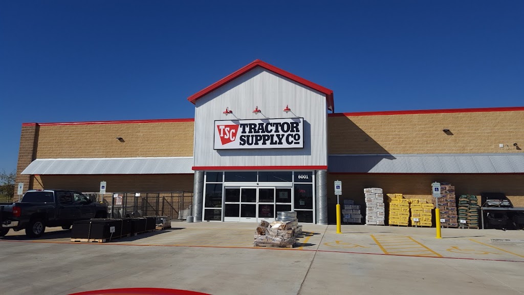 Tractor Supply Co. | 6001 Us Hwy 377 South, Aubrey, TX 76227, USA | Phone: (940) 365-9494