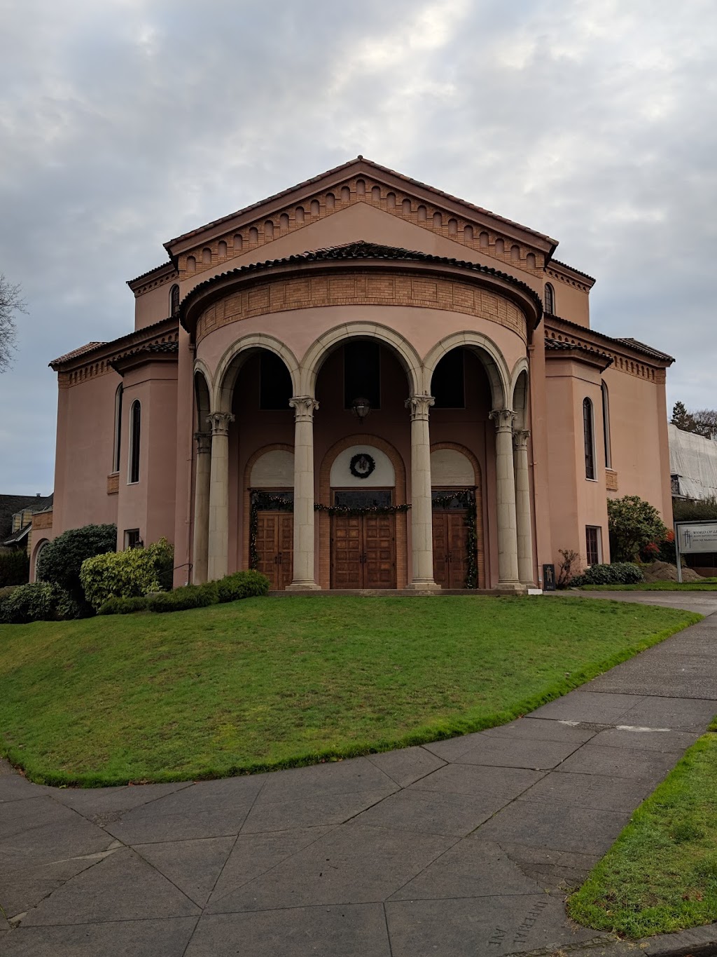Word Of Life Slavic Baptist Church, 3505 Ne Multnomah St, Portland, Or 97232, Usa