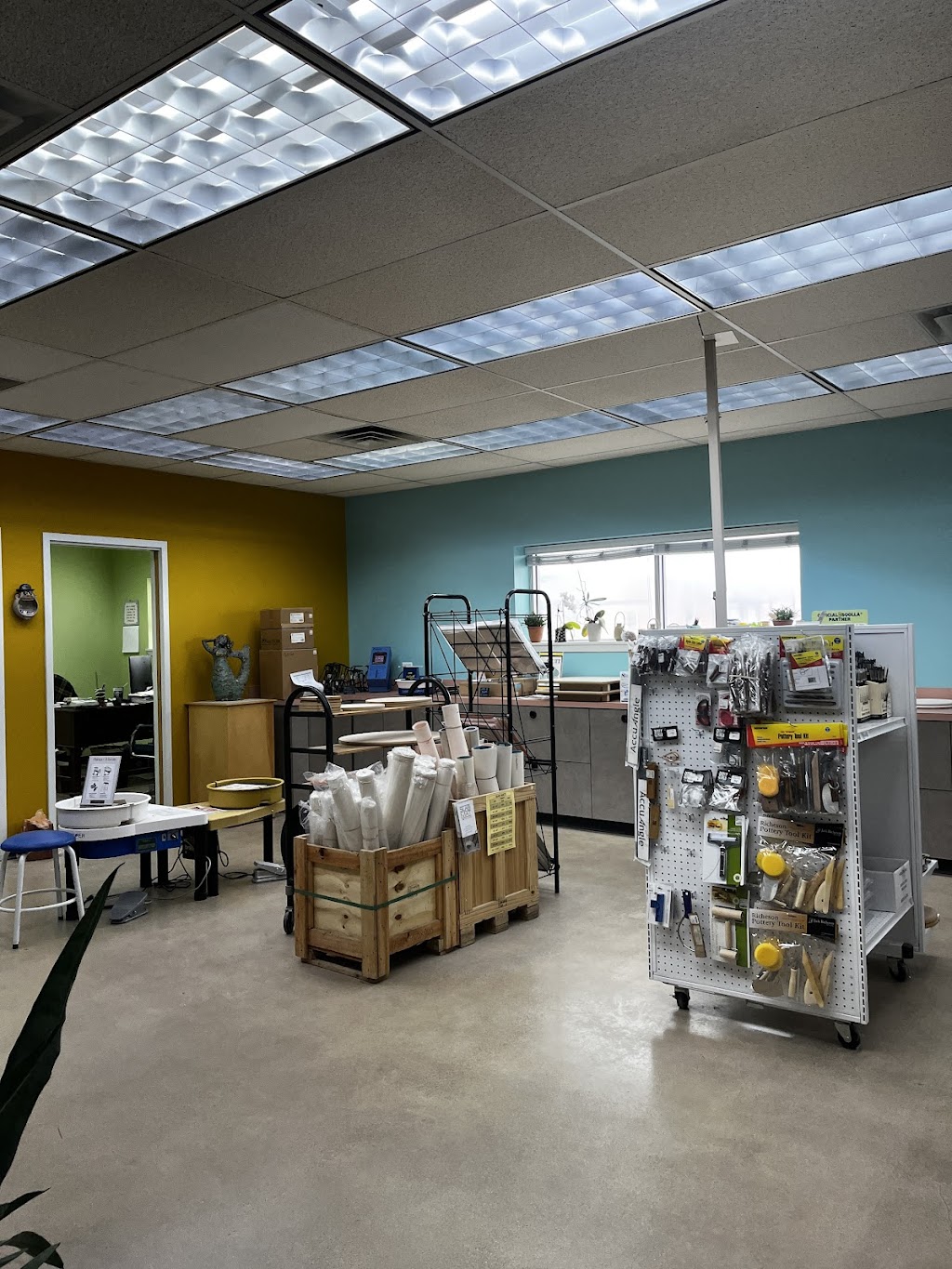 Trinity Ceramic Supply Inc | 9016 Diplomacy Row, Dallas, TX 75247, USA | Phone: (214) 631-0540