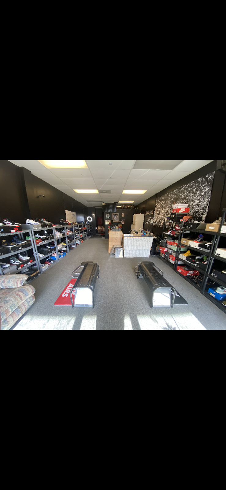 Elisas Shoe Palace | 1527 E Pembroke Ave, Hampton, VA 23663 | Phone: (757) 806-7699