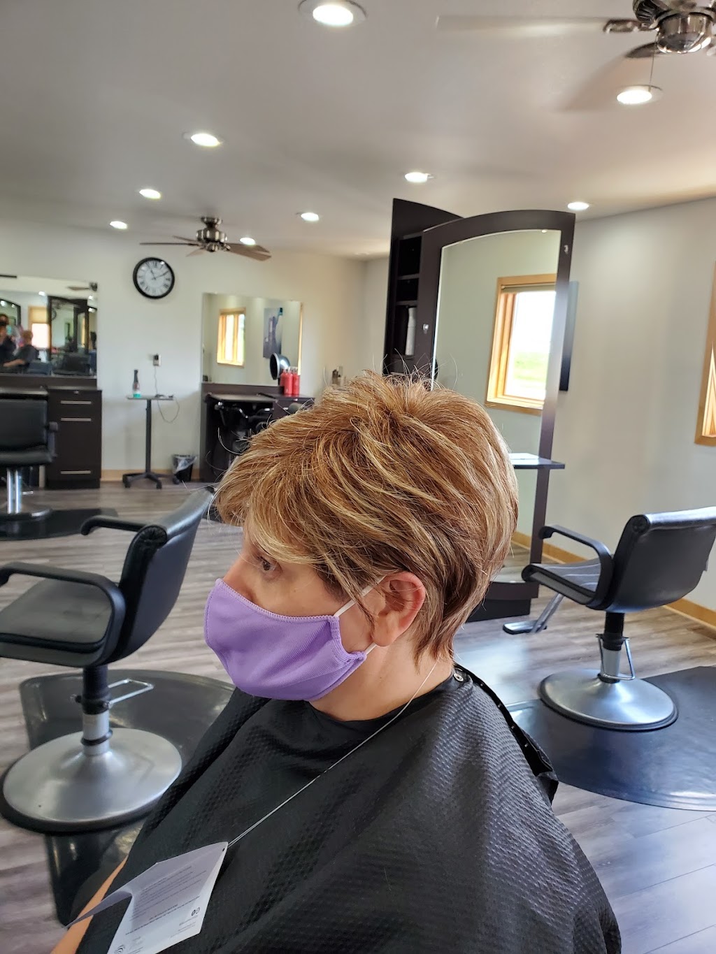 The Cutting Edge Salon & Spa | 7408 Washington Ave, Mt Pleasant, WI 53406, USA | Phone: (262) 886-9475