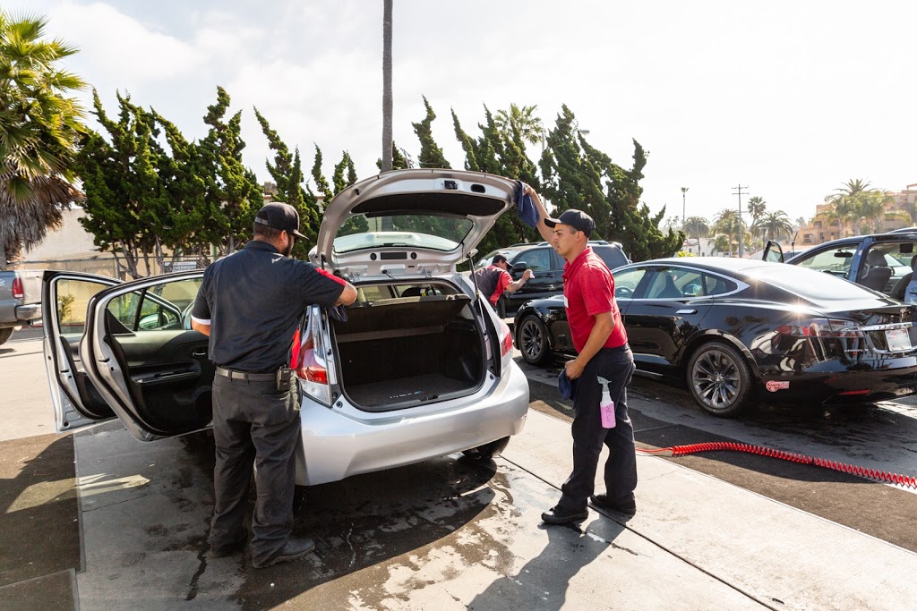 Russell Fischer Car Care - San Clemente | 1731 N El Camino Real, San Clemente, CA 92672, USA | Phone: (949) 492-5403