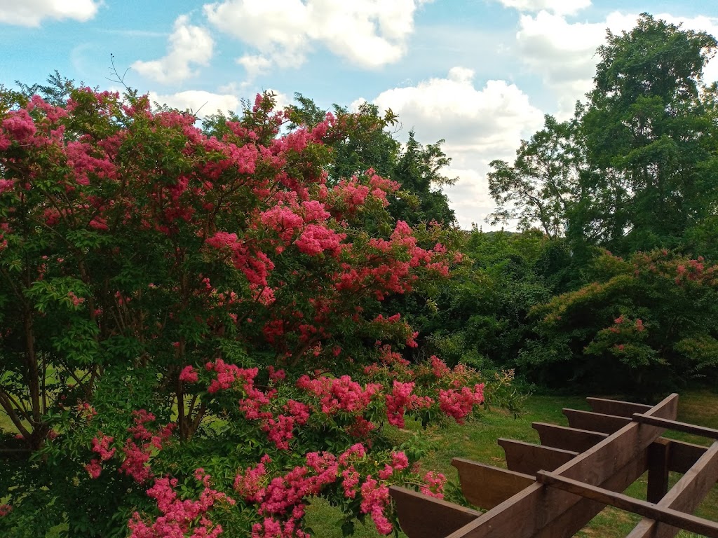 Waterfalls of Catonsville, Memory Care Home | 305 Rolling Rd., Catonsville, MD 21228, USA | Phone: (410) 744-1404