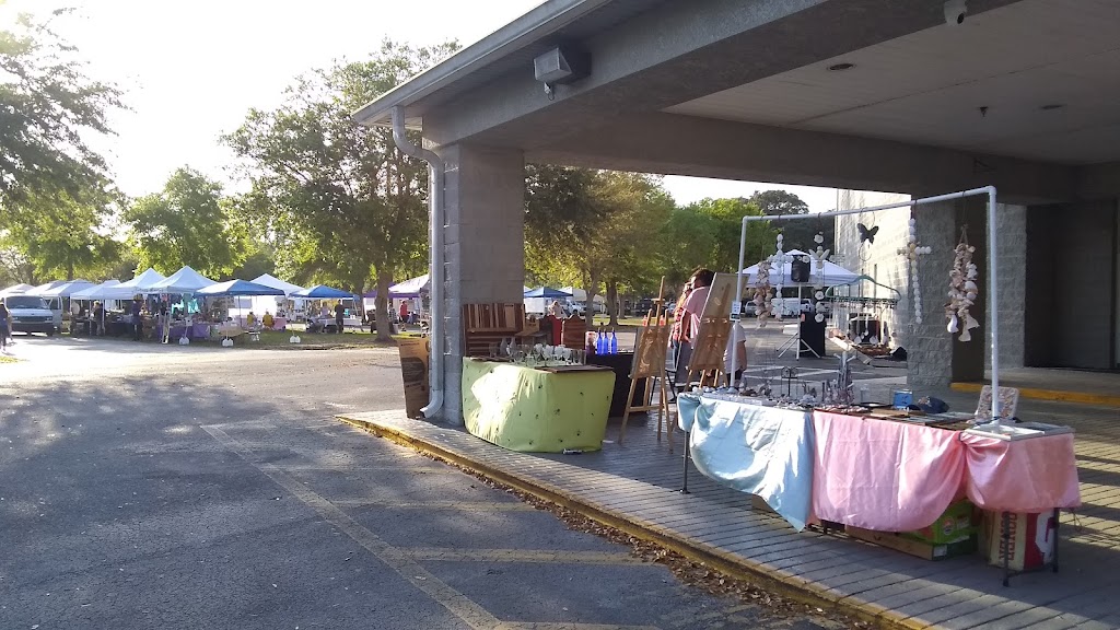 The Marketplace on Trouble Creek | 6825 Trouble Creek Rd, New Port Richey, FL 34653, USA | Phone: (727) 835-8005