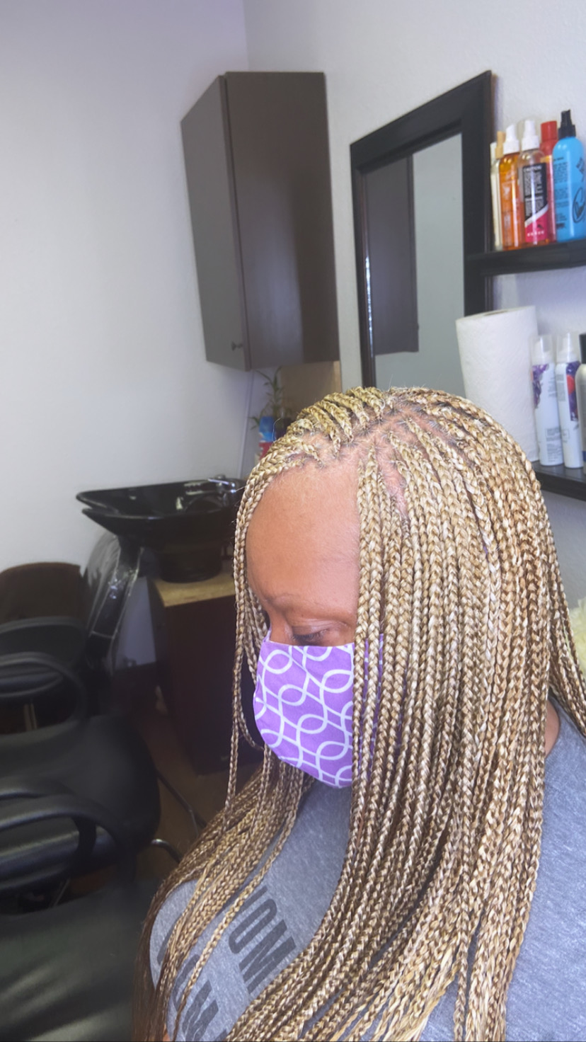 Glam braids Atlanta | 6690 Roswell Rd #404, Sandy Springs, GA 30328 | Phone: (770) 666-4543