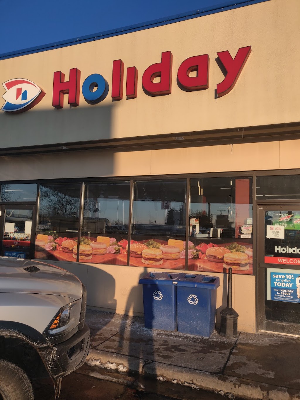 Holiday Stationstores | 11201 93rd Ave N, Maple Grove, MN 55369, USA | Phone: (763) 425-4408