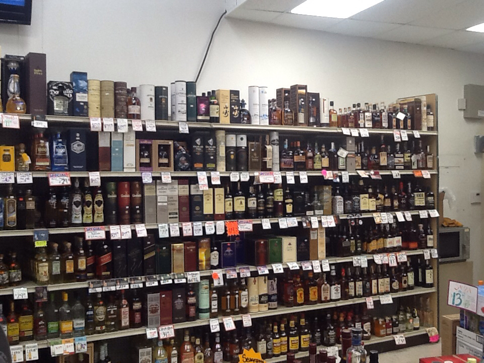 Olympic Liquor & Grocery | 2400 Olympic Blvd # 1, Walnut Creek, CA 94595, USA | Phone: (925) 934-8450