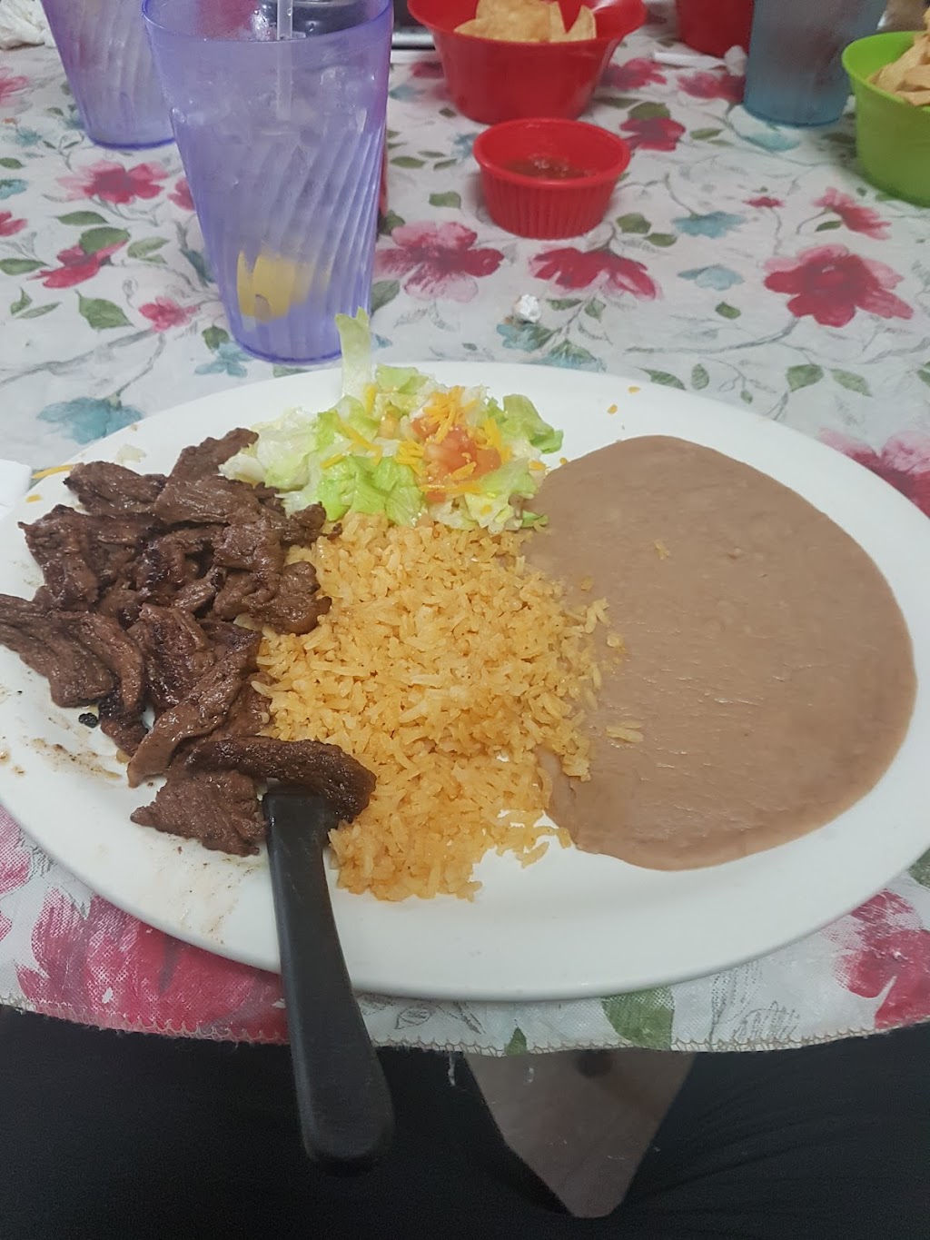 Las Mananitas Mexican Food | 2420 W Kingsbury St, Seguin, TX 78155, USA | Phone: (830) 386-0277