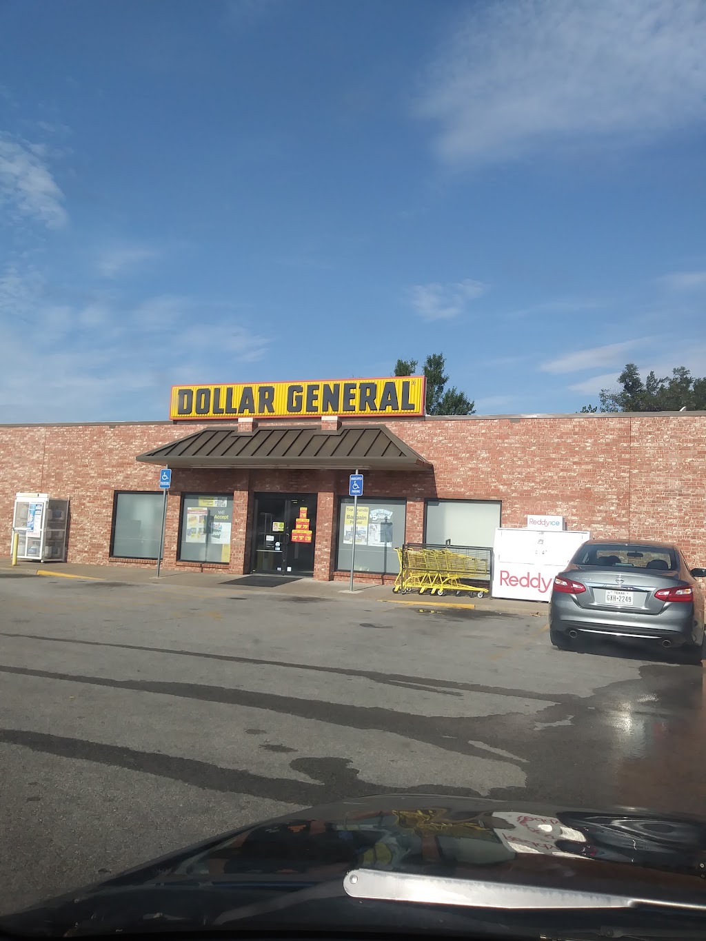 Dollar General | 10617 N May Ave, The Village, OK 73120, USA | Phone: (405) 832-0215