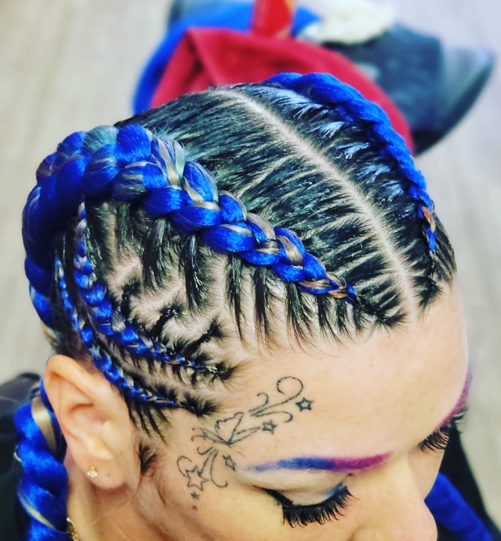 Mary Braids | 7915 Blondo St, Omaha, NE 68134, USA | Phone: (402) 403-7211