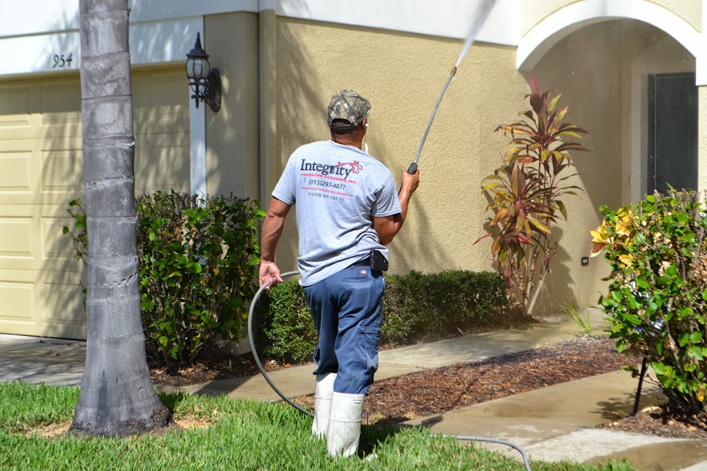 Integrity Pressure Cleaning | 5302 Williams Rd, Tampa, FL 33610, USA | Phone: (813) 293-4077