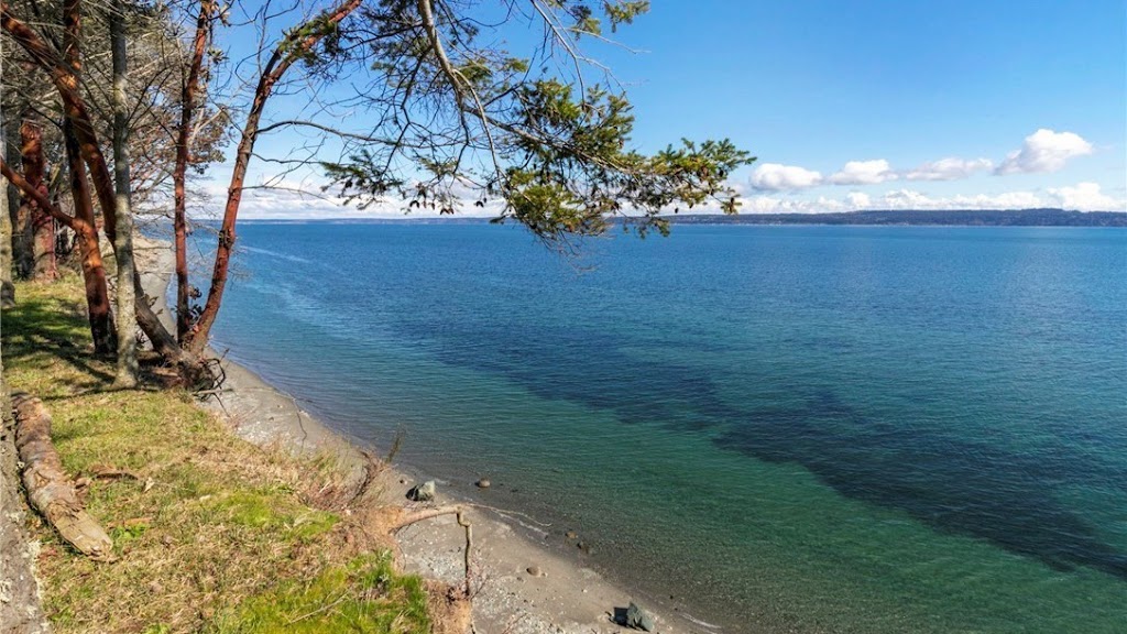 Marrowstone Island RV Camping | 2324 E Marrowstone Rd, Nordland, WA 98358, USA | Phone: (970) 209-5788