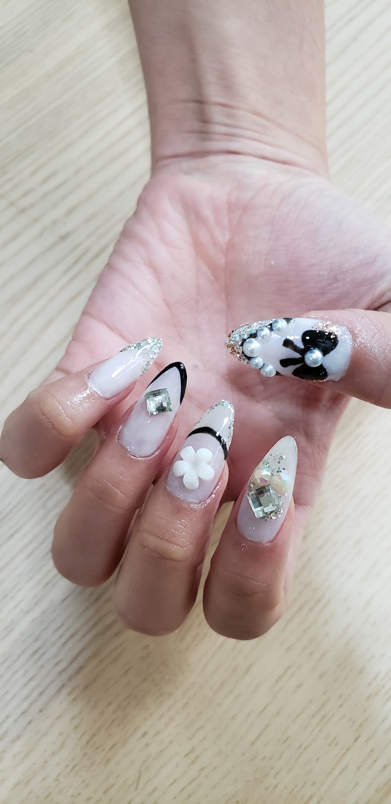 You Me Beauty School | 3044 Old Denton Rd #116, Carrollton, TX 75007, USA | Phone: (214) 308-8576