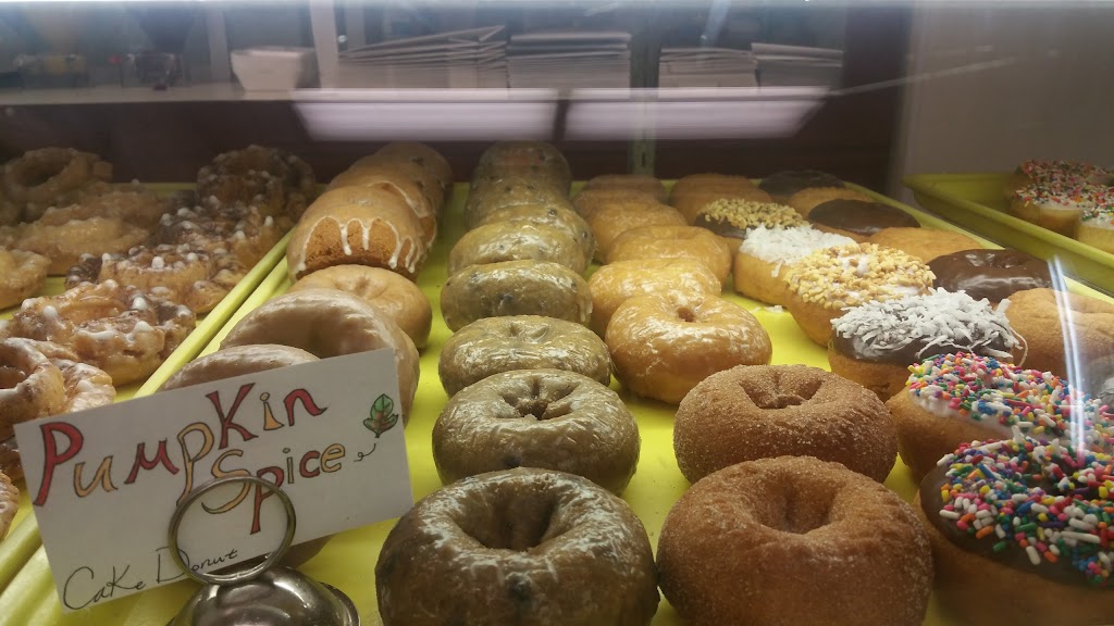 Donut Lovers | 4013 Parker Rd #220, Plano, TX 75093, USA | Phone: (972) 758-1411