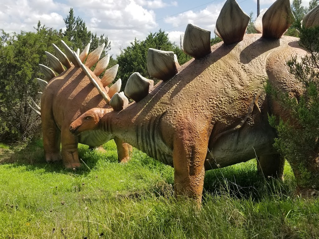 Dinosaur World | 1058 Park Rd 59, Glen Rose, TX 76043, USA | Phone: (254) 898-1526