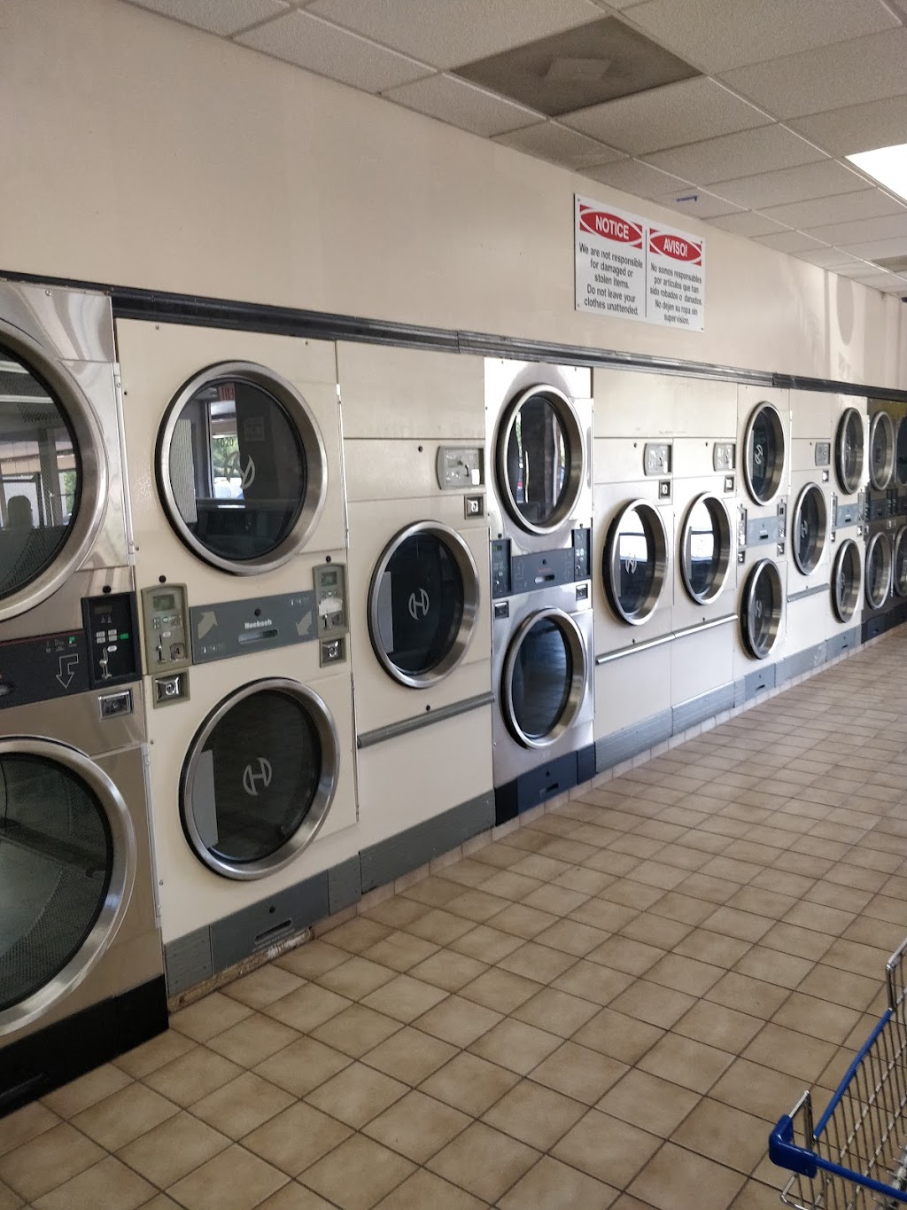 Mega Wash Laundromat | 5020 60th Ave, Kenosha, WI 53144, USA | Phone: (262) 764-9022