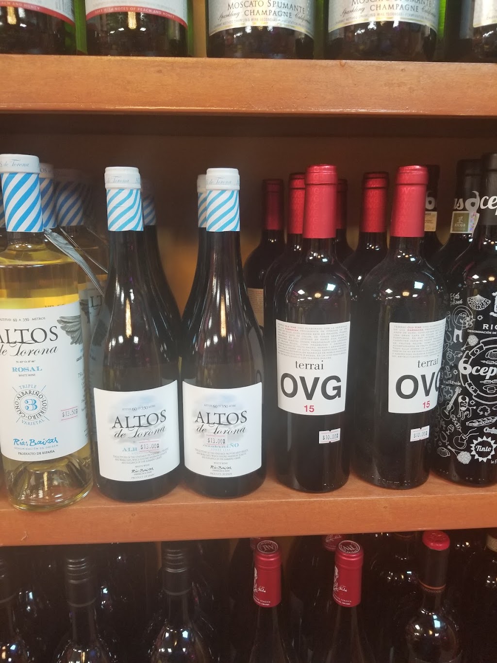 Chiquito Liquor Store | 100-24 Northern Blvd, Queens, NY 11368, USA | Phone: (929) 462-0170