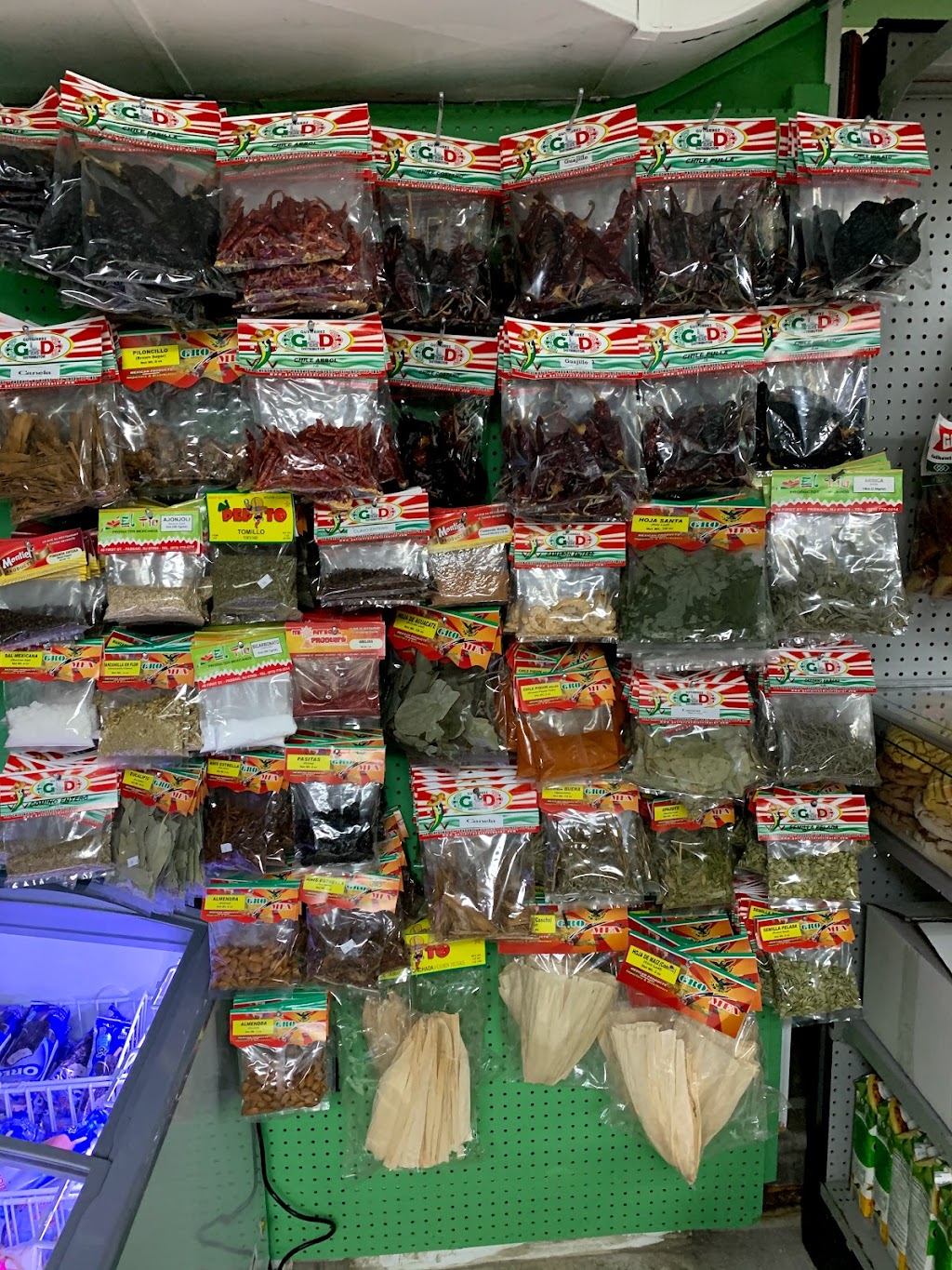 Marys Convenience Store | 49 W Somerset St, Raritan, NJ 08869, USA | Phone: (908) 441-7380