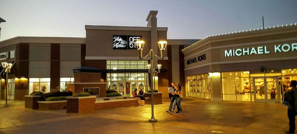 Saks OFF 5TH | 915 Ridgewalk Pkwy, Woodstock, GA 30188, USA | Phone: (678) 445-1930