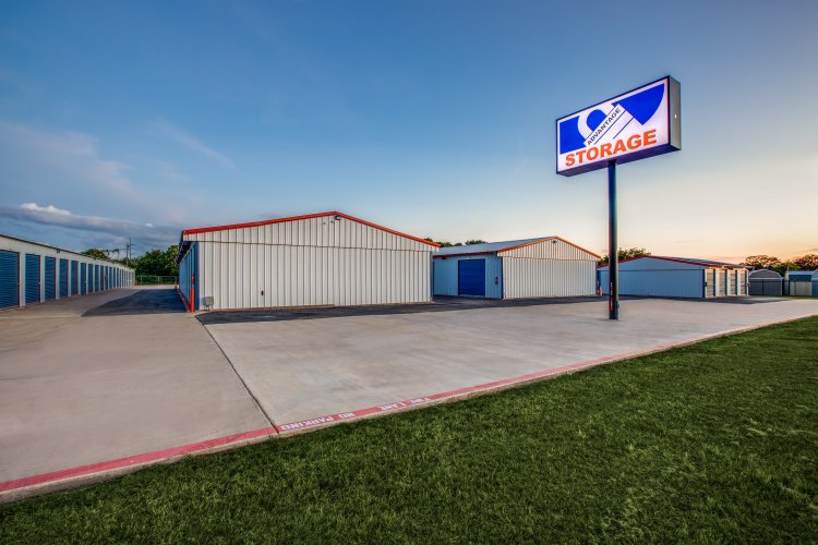 Advantage Storage | 2032 FM917, Joshua, TX 76058 | Phone: (817) 558-4700