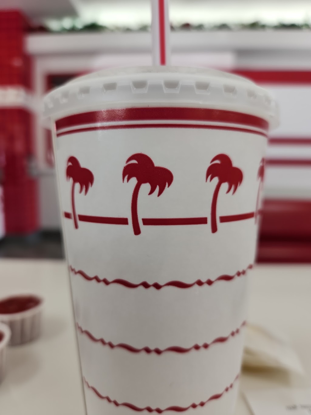 In-N-Out Burger | 1303 William D Tate Ave, Grapevine, TX 76051, USA | Phone: (800) 786-1000