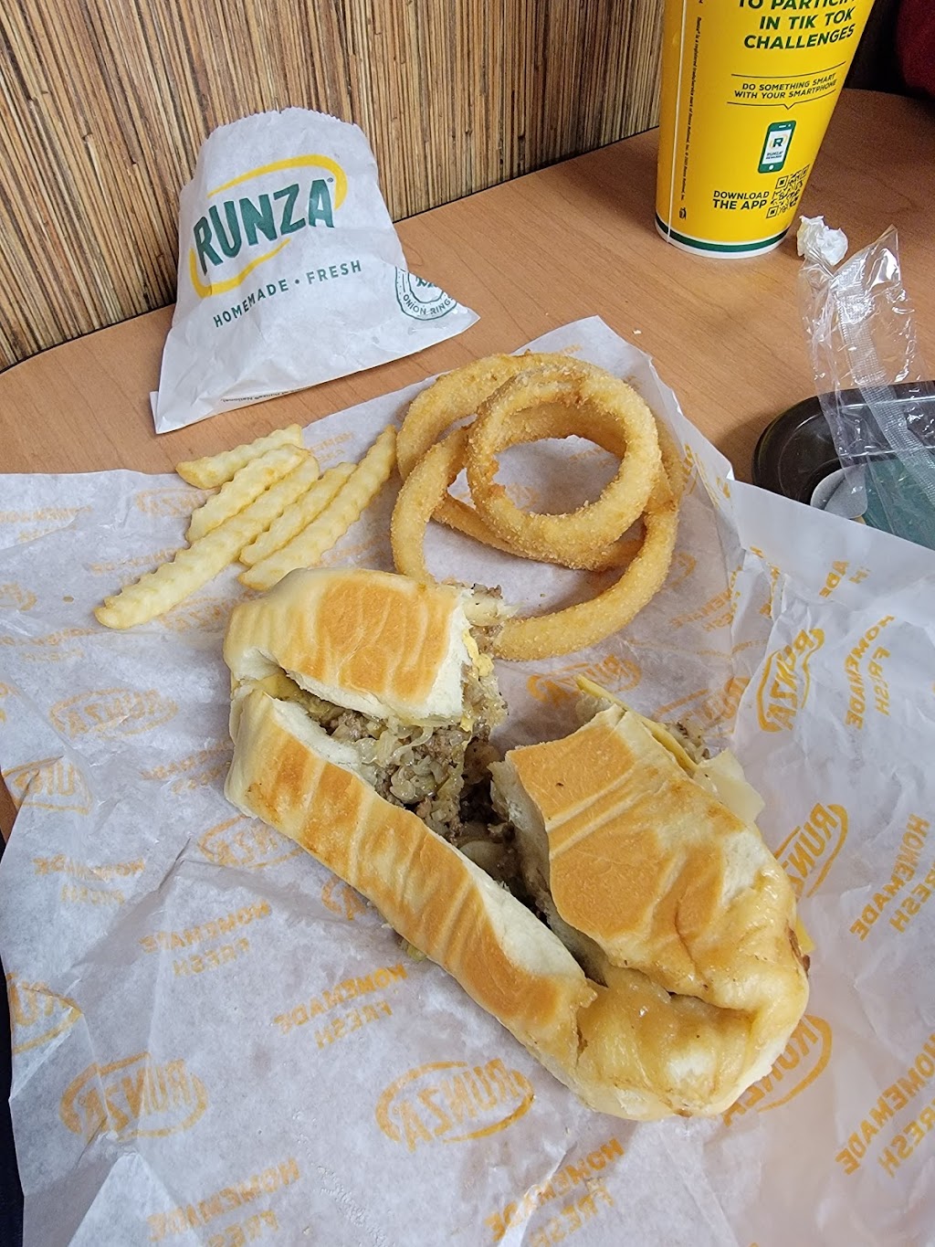 Runza Restaurant | 1119 N 6th St, Beatrice, NE 68310, USA | Phone: (402) 223-3656