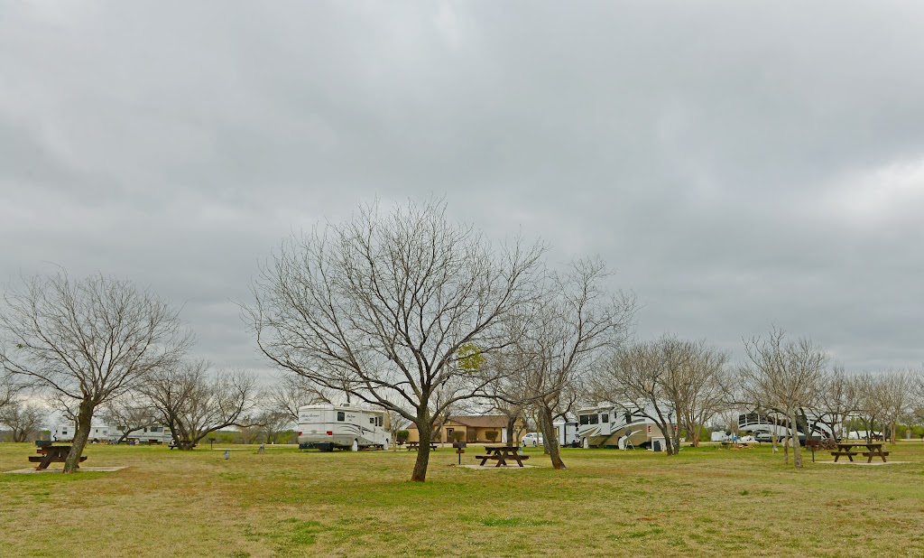 Thousand Trails Bay Landing | 2305 US-380, Bridgeport, TX 76426, USA | Phone: (940) 683-3016