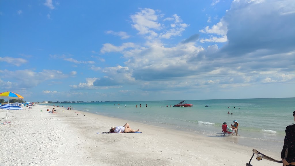 Sand n Sea Beach Flats | 109-113 Magnolia Ave, Anna Maria, FL 32416, USA | Phone: (941) 779-0733