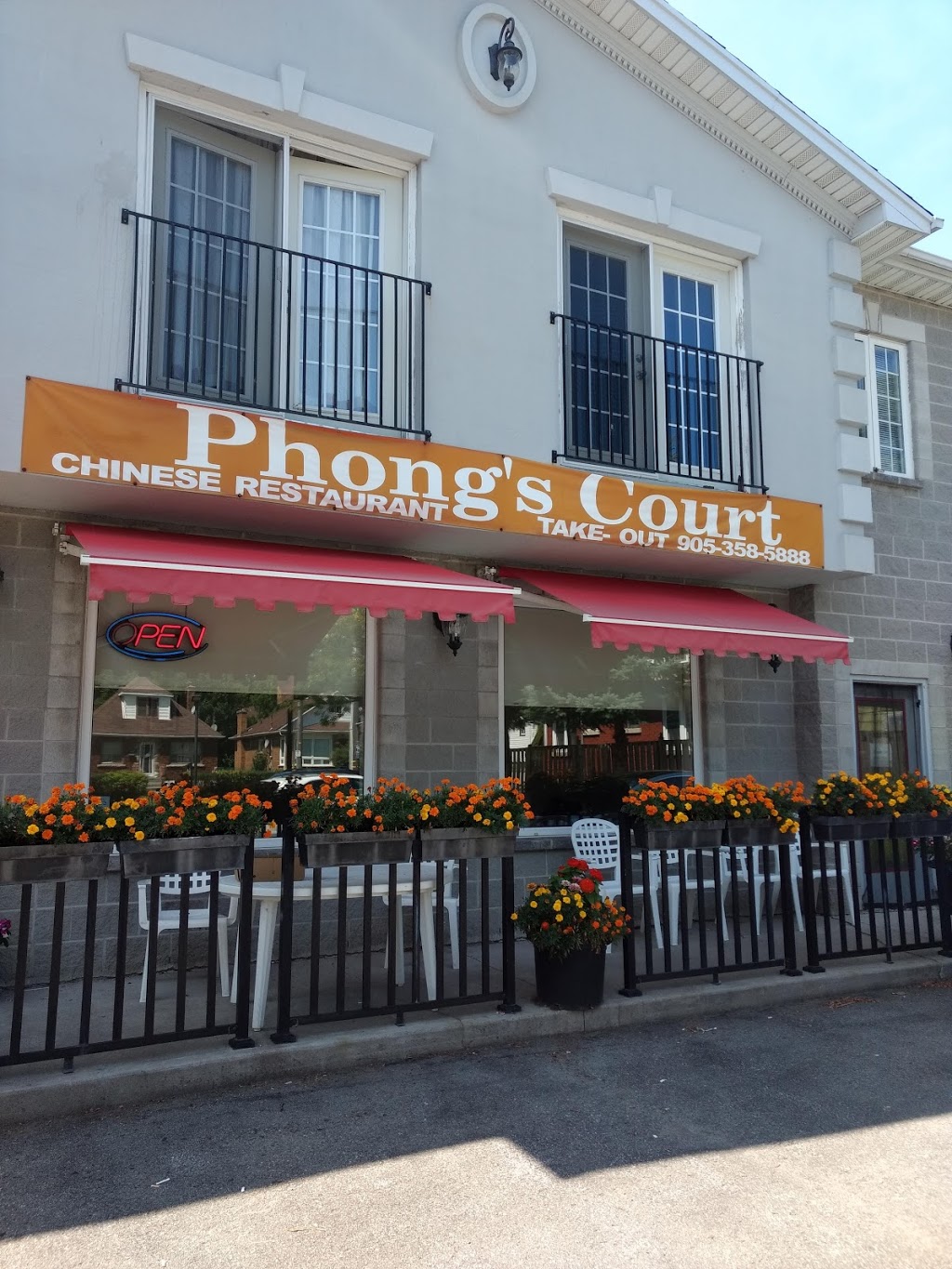 Phongs Court | 6235 Drummond Rd, Niagara Falls, ON L2G 4M6, Canada | Phone: (905) 358-5888