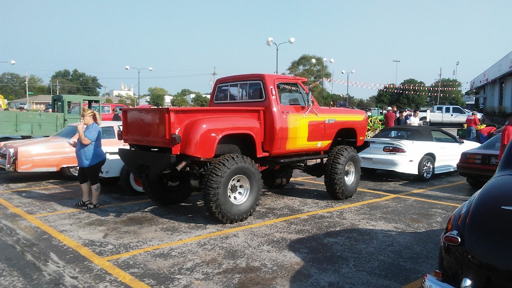 HammerDown Auctions | 20129 Gate Dancer St, Elkhorn, NE 68022, USA | Phone: (402) 884-8884