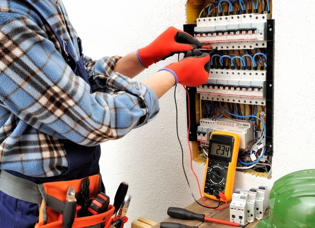 Callidus Electric - North Las Vegas Electrician, 24 Hour Electrical Contractors | 6328 N Rolling Rose St Unit 102, North Las Vegas, NV 89120, USA | Phone: (702) 903-4932