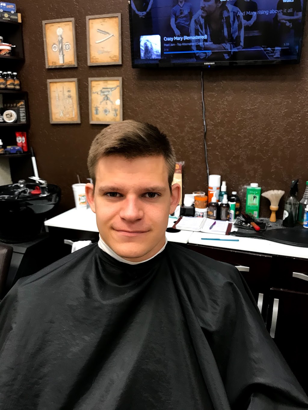 Travis the Barber | 6465 E Mockingbird Ln #344, Dallas, TX 75214, USA | Phone: (517) 285-9122