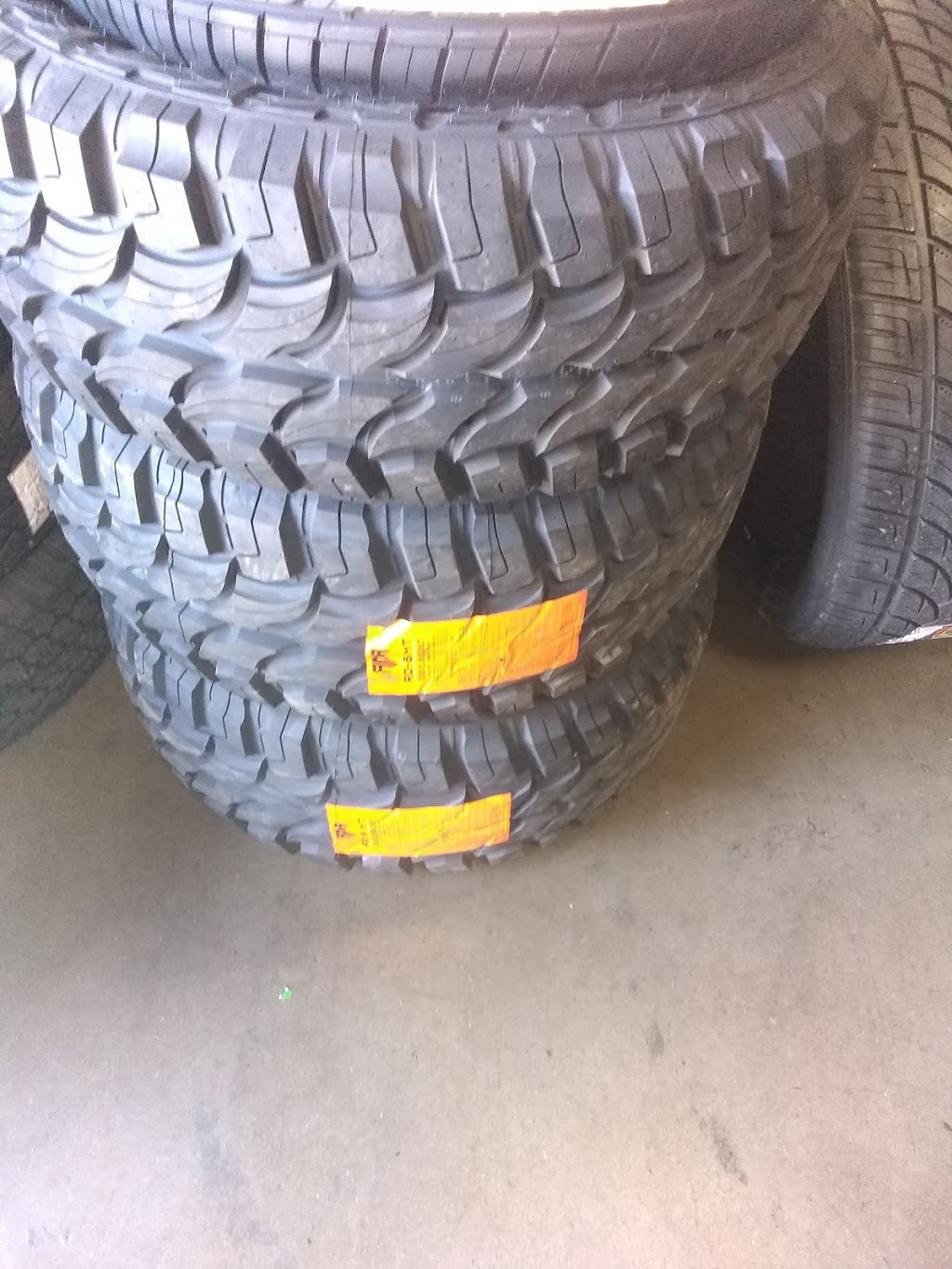 FELIX TIRE AND BRAKES | 35 S Ellsworth Rd, Mesa, AZ 85208, USA | Phone: (480) 243-4401