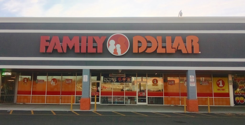 Family Dollar | 2802 Lafayette Rd Ste. 19b, Indianapolis, IN 46222, USA | Phone: (317) 510-9498