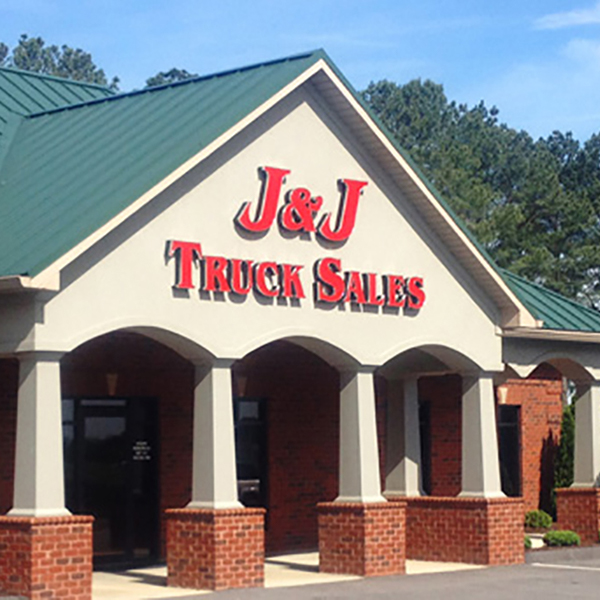 J & J Truck Sales Inc | 11453 US-29, Chatham, VA 24531, USA | Phone: (434) 724-9070