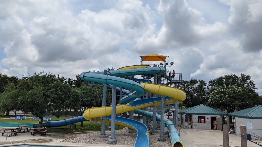 Euless Family Life Aquatic Park | 300 E Midway Dr, Euless, TX 76039, USA | Phone: (817) 399-4715