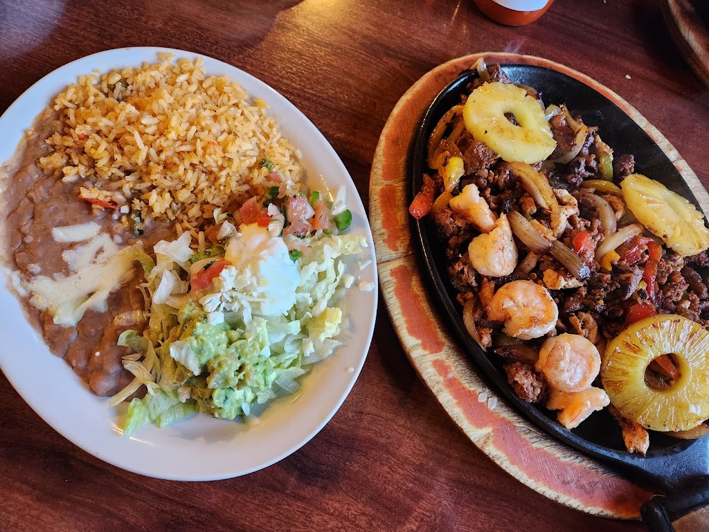 El INDIO MEXICAN RESTAURANT | 20636 Staunton Rd, Staunton, IL 62088, USA | Phone: (618) 635-2399