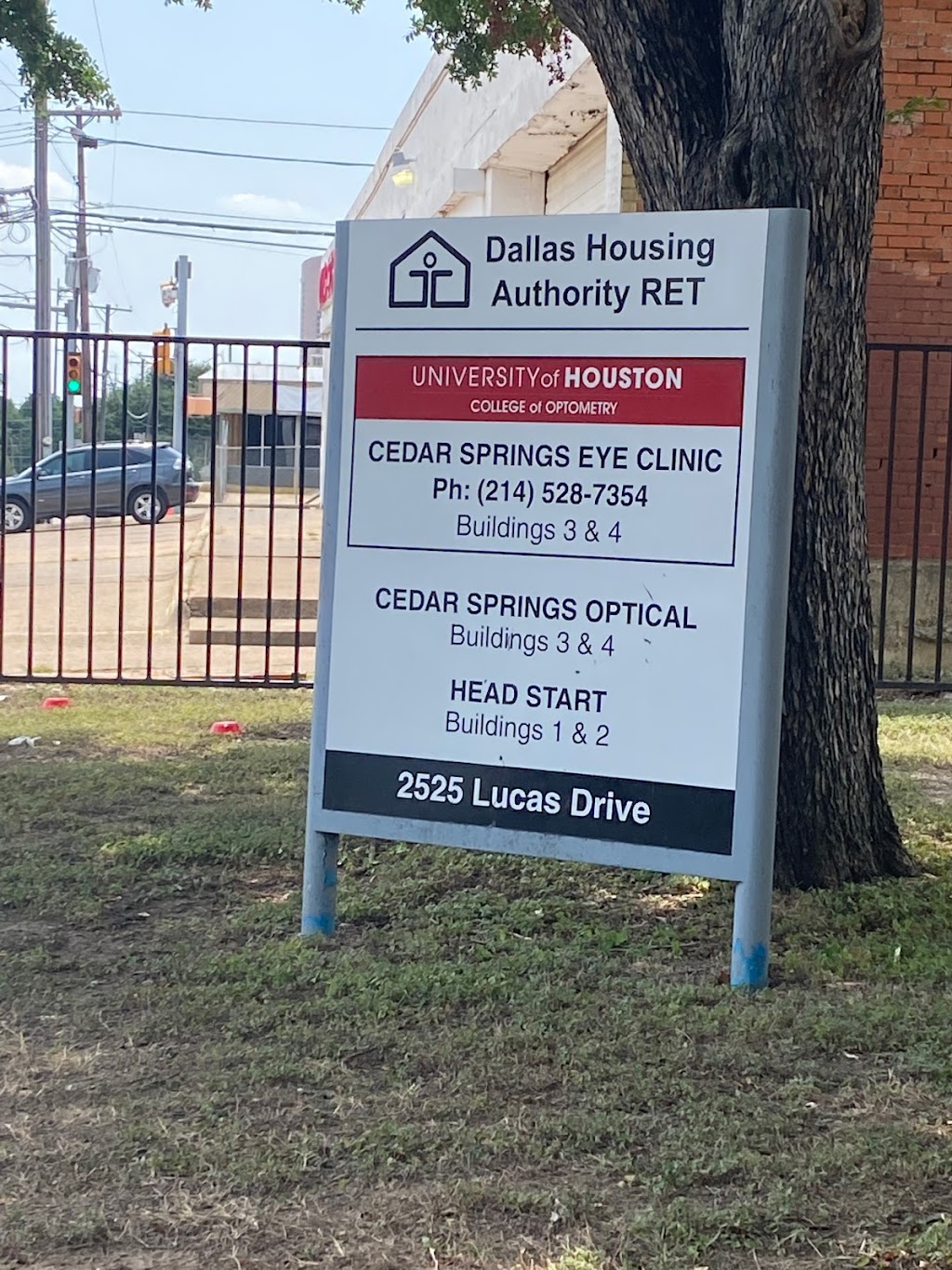 Cedar Springs Eye Clinic | 2525 Lucas Dr #3, Dallas, TX 75219 | Phone: (214) 528-7354