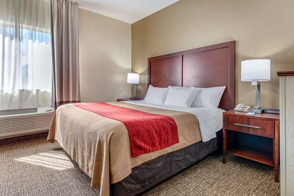 Comfort Inn | 251 IN-120, Fremont, IN 46737, USA | Phone: (260) 495-7131